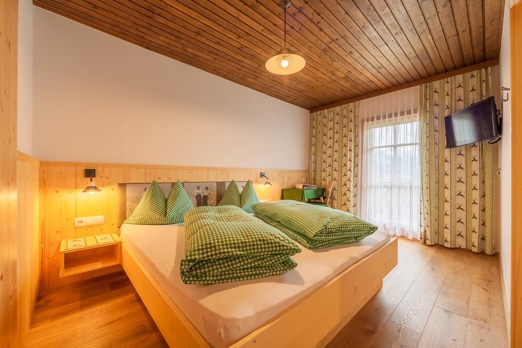 Berggasthaus Agritur Moserhof Braies  Εξωτερικό φωτογραφία